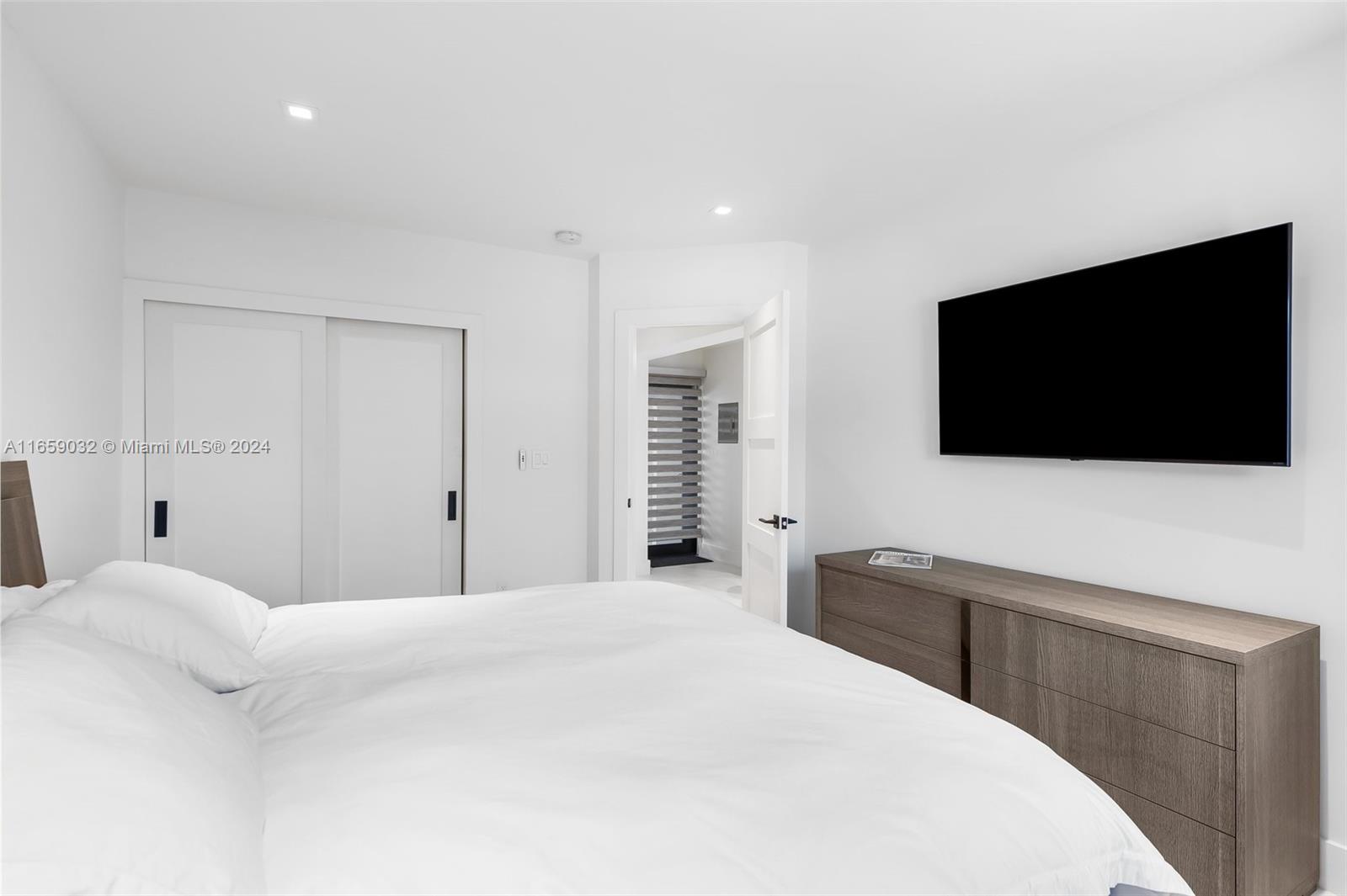 BEACH TERRACE RESORT COND - Residential