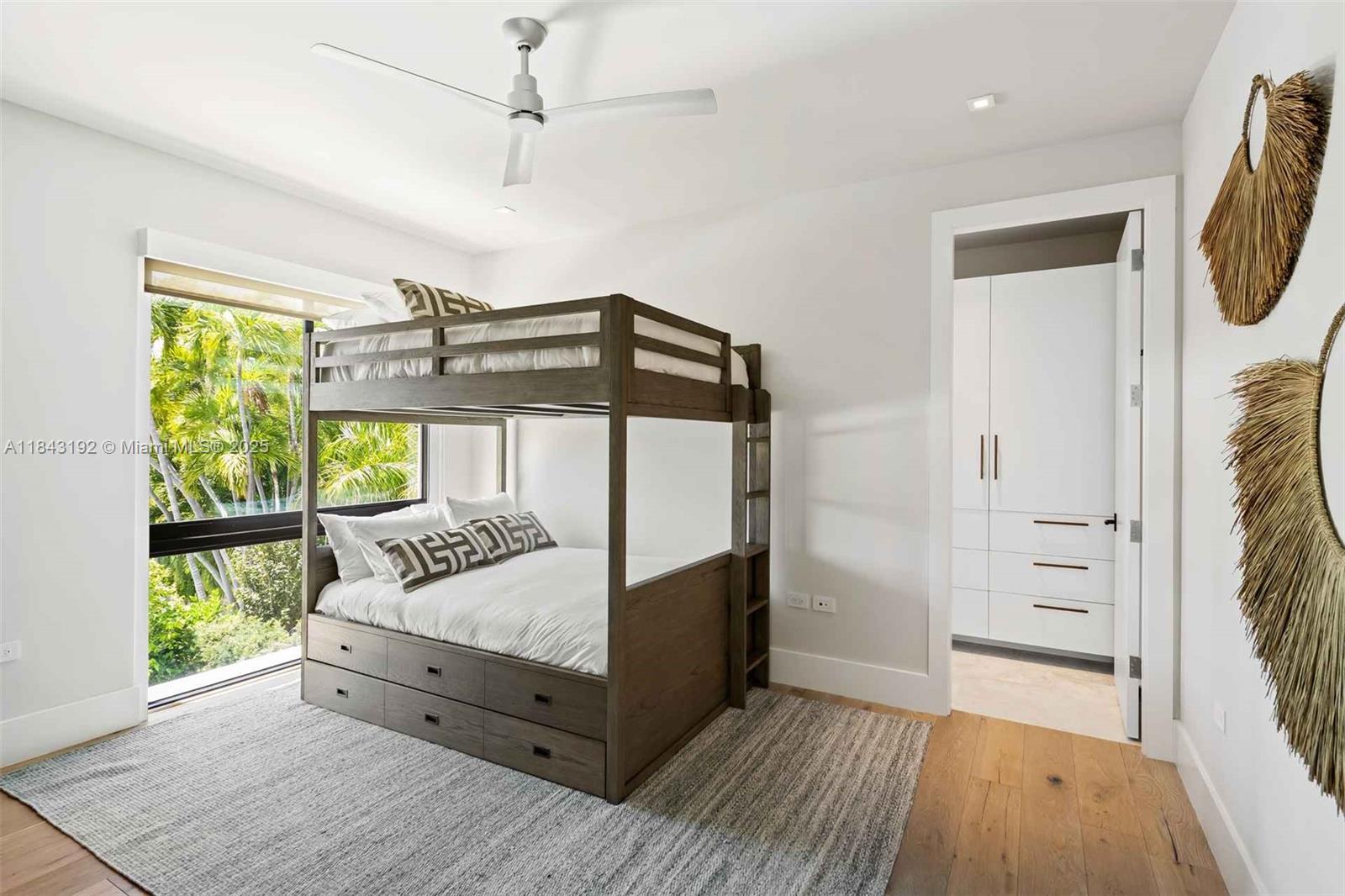 LA GORCE GOLF SUB - Residential