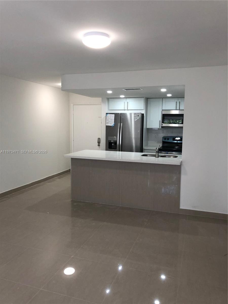 PINE LAKE VILLAGE CONDO - Residential Lease