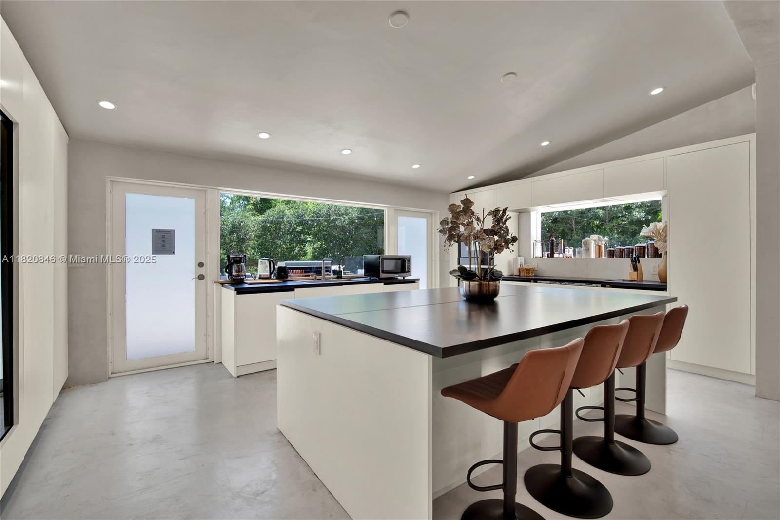 BAY POINT - Residential