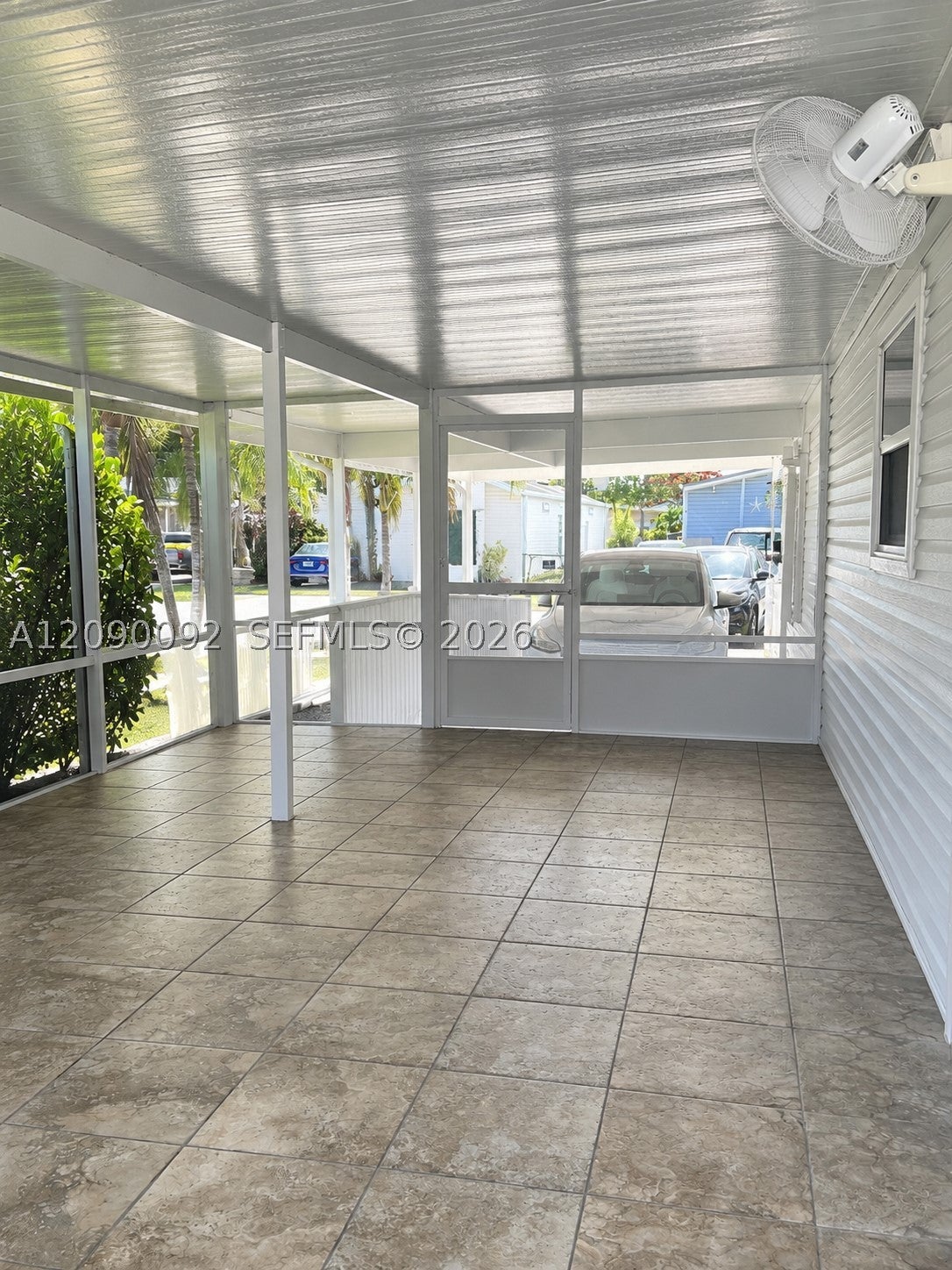19800 SW 180th Ave. LOT 120, Miami, FL, 33187/$295,000 4 19800 SW 180th Ave. LOT 120