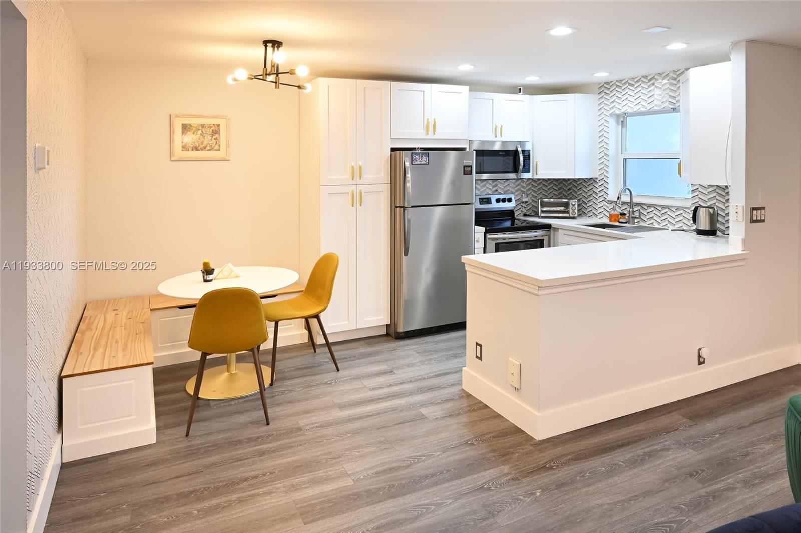 CASA LA QUINTA CONDO - Residential Lease