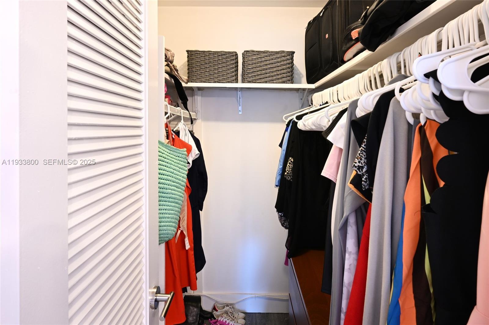 CASA LA QUINTA CONDO - Residential Lease