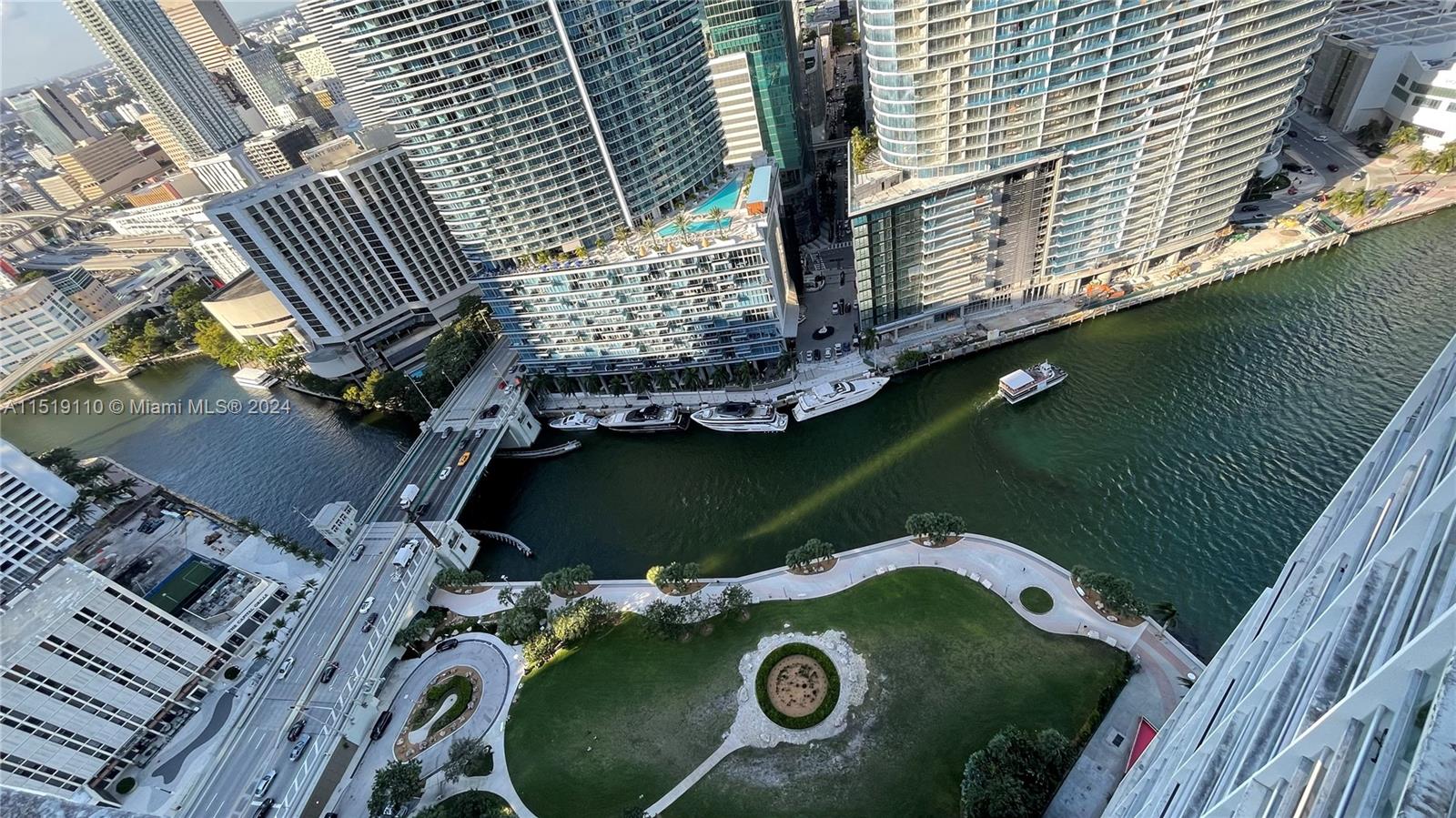 ICONBRICKELL CONDO NO 1 - Residential Lease