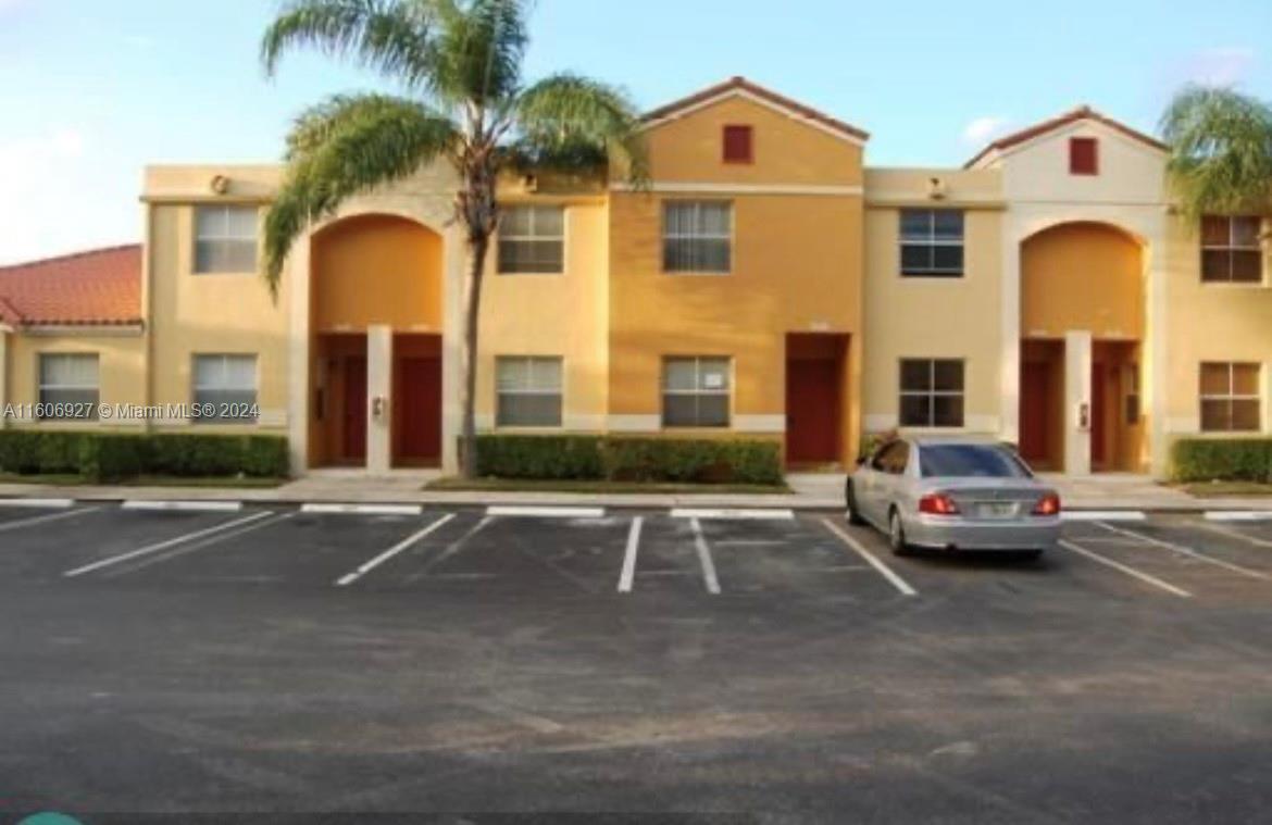 SORRENTO LAKES AT SUNRISE - Residential Lease