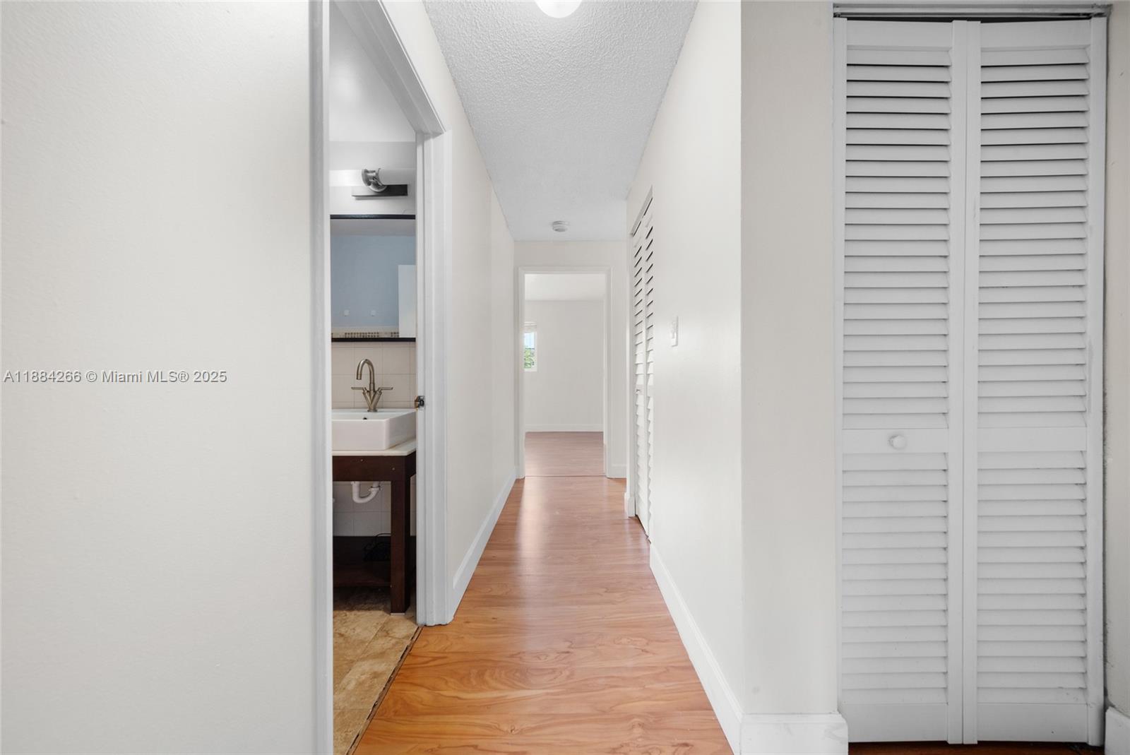 WATERVIEW CONDO - Residential Lease