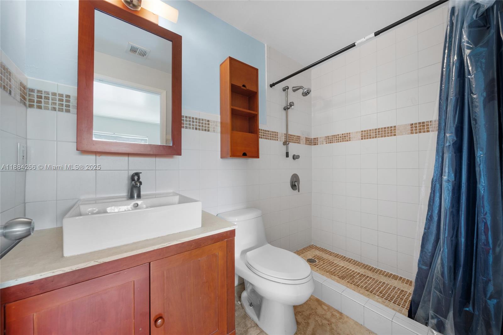 WATERVIEW CONDO - Residential Lease