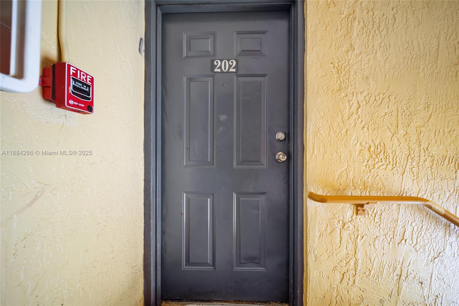 WATERVIEW CONDO - Residential Lease