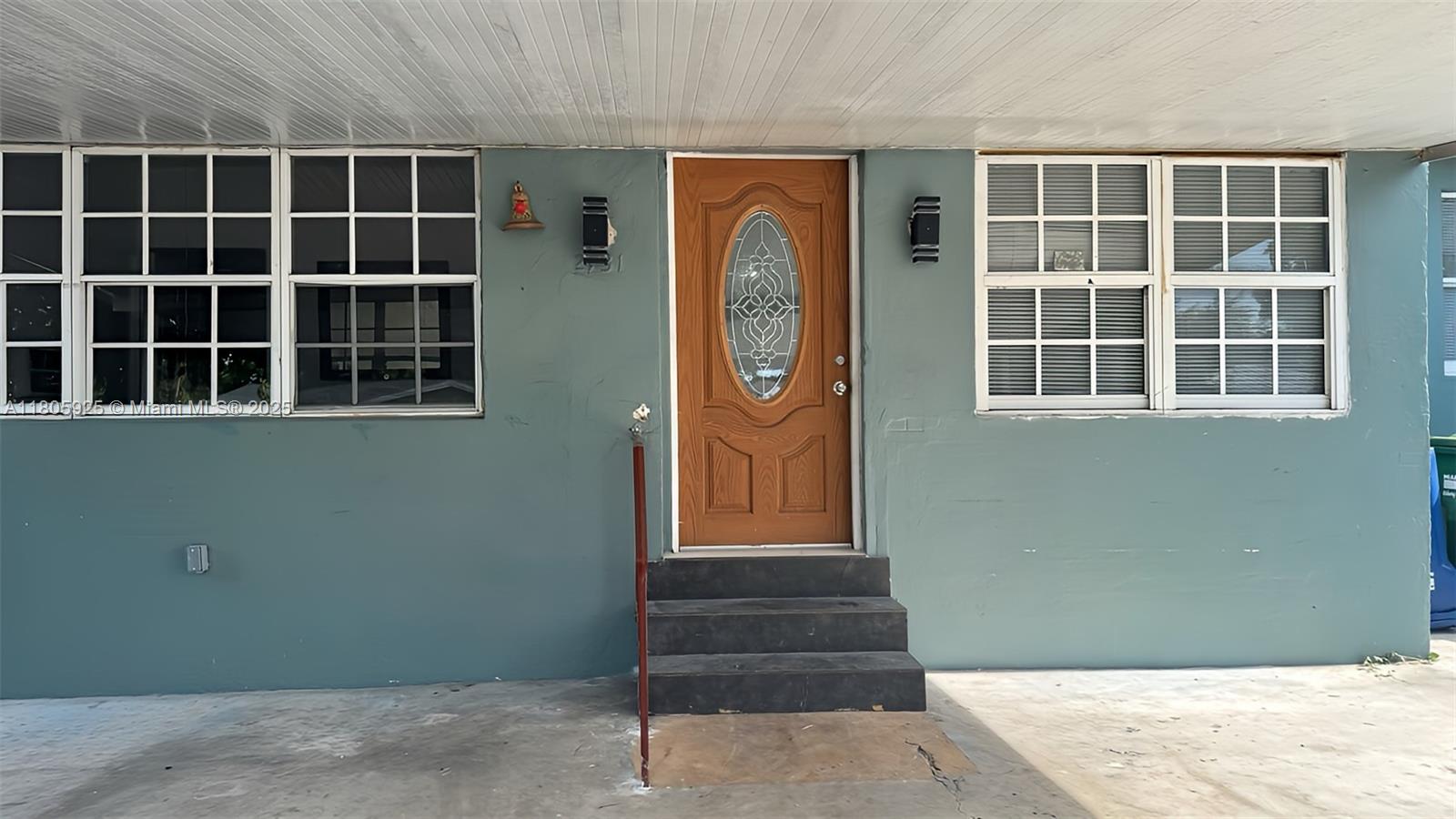 Rental Property at 2731 Nw 100th St A, Miami, Broward County, Florida - Bedrooms: 2 
Bathrooms: 1  - $2,500 MO.
