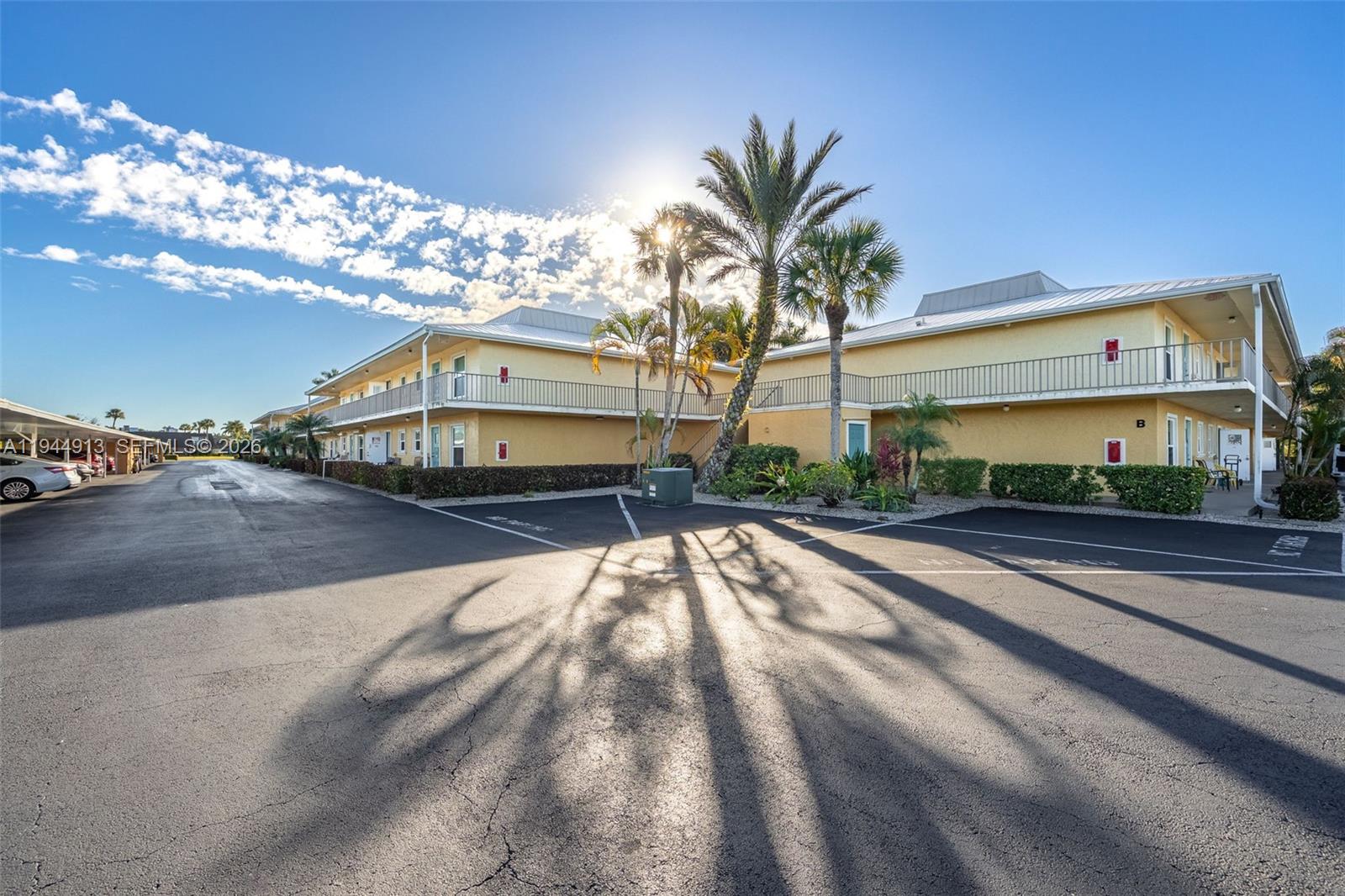 Riviera Colony Golf Estate - Residential