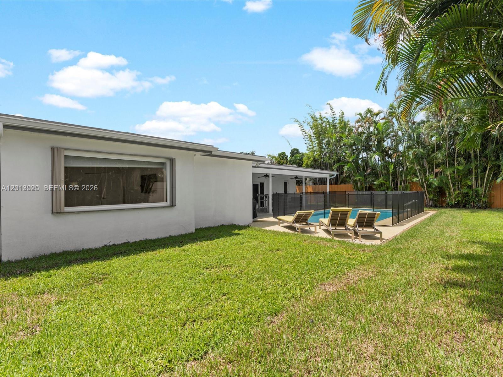 EMERALD HILLS - Residential