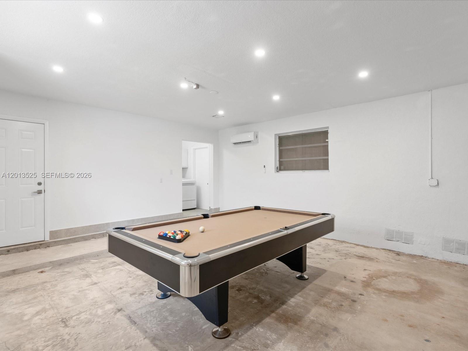 EMERALD HILLS - Residential