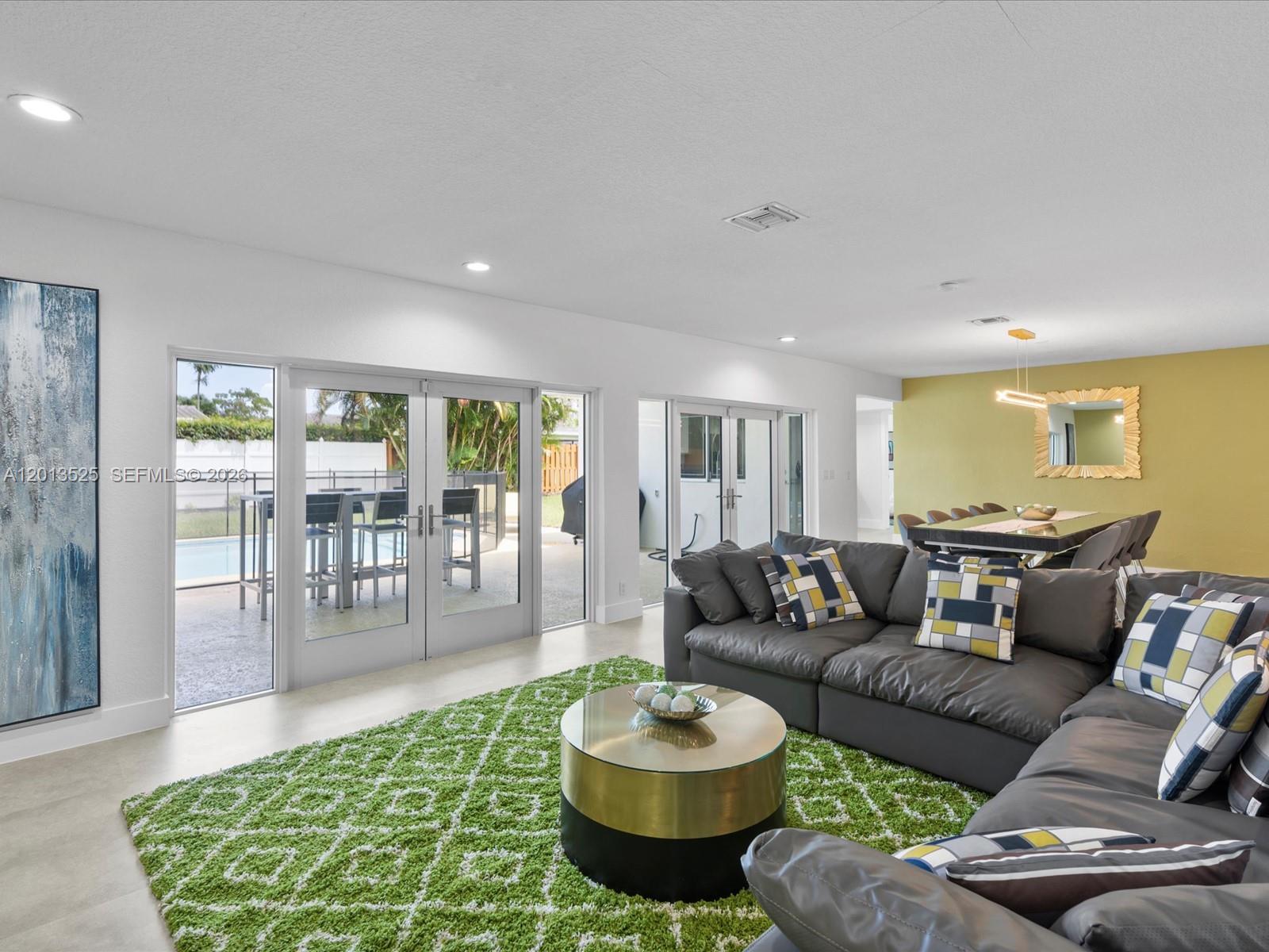 EMERALD HILLS - Residential