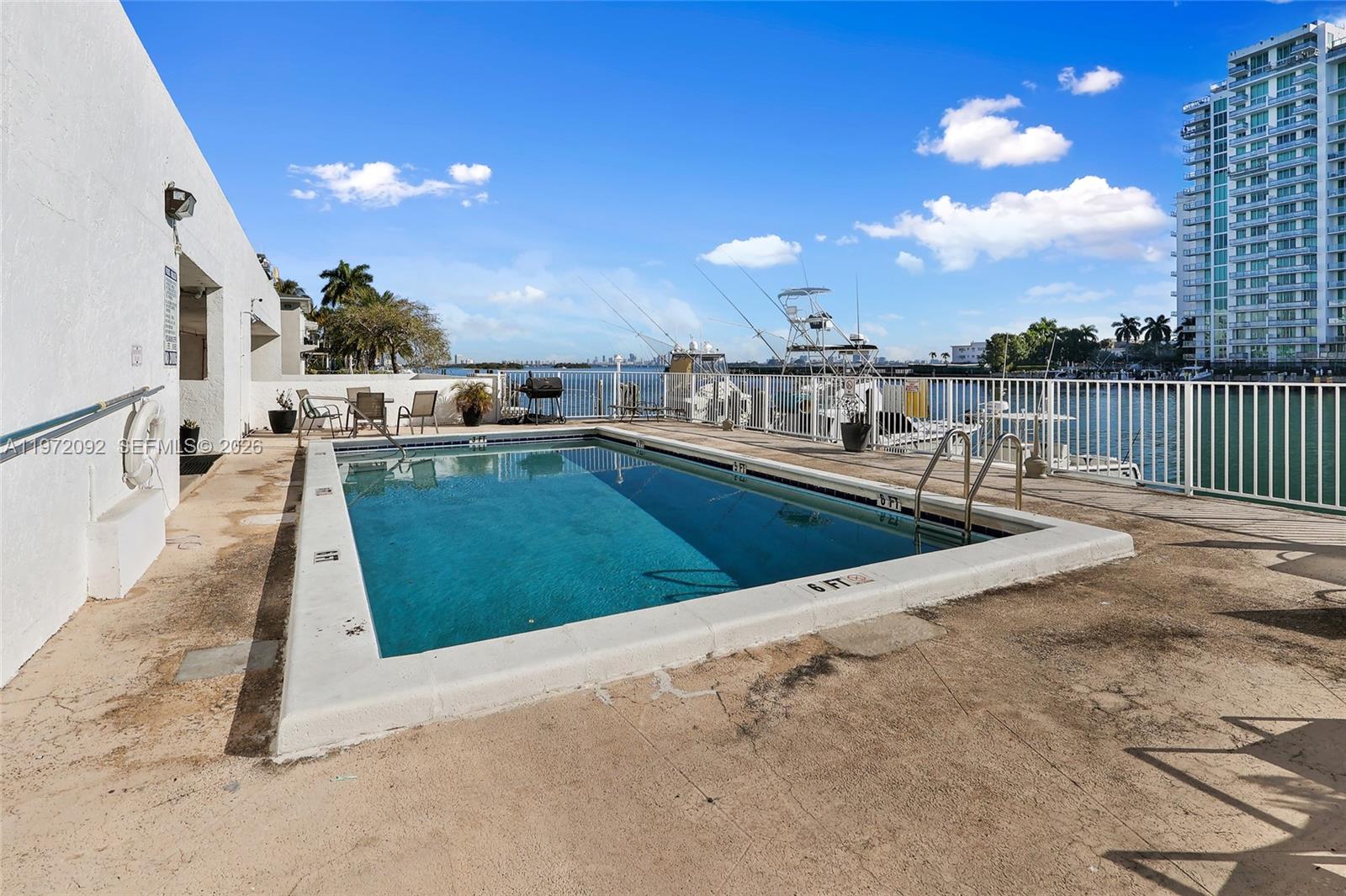 MAGALUF TOWERS CONDO - Residential