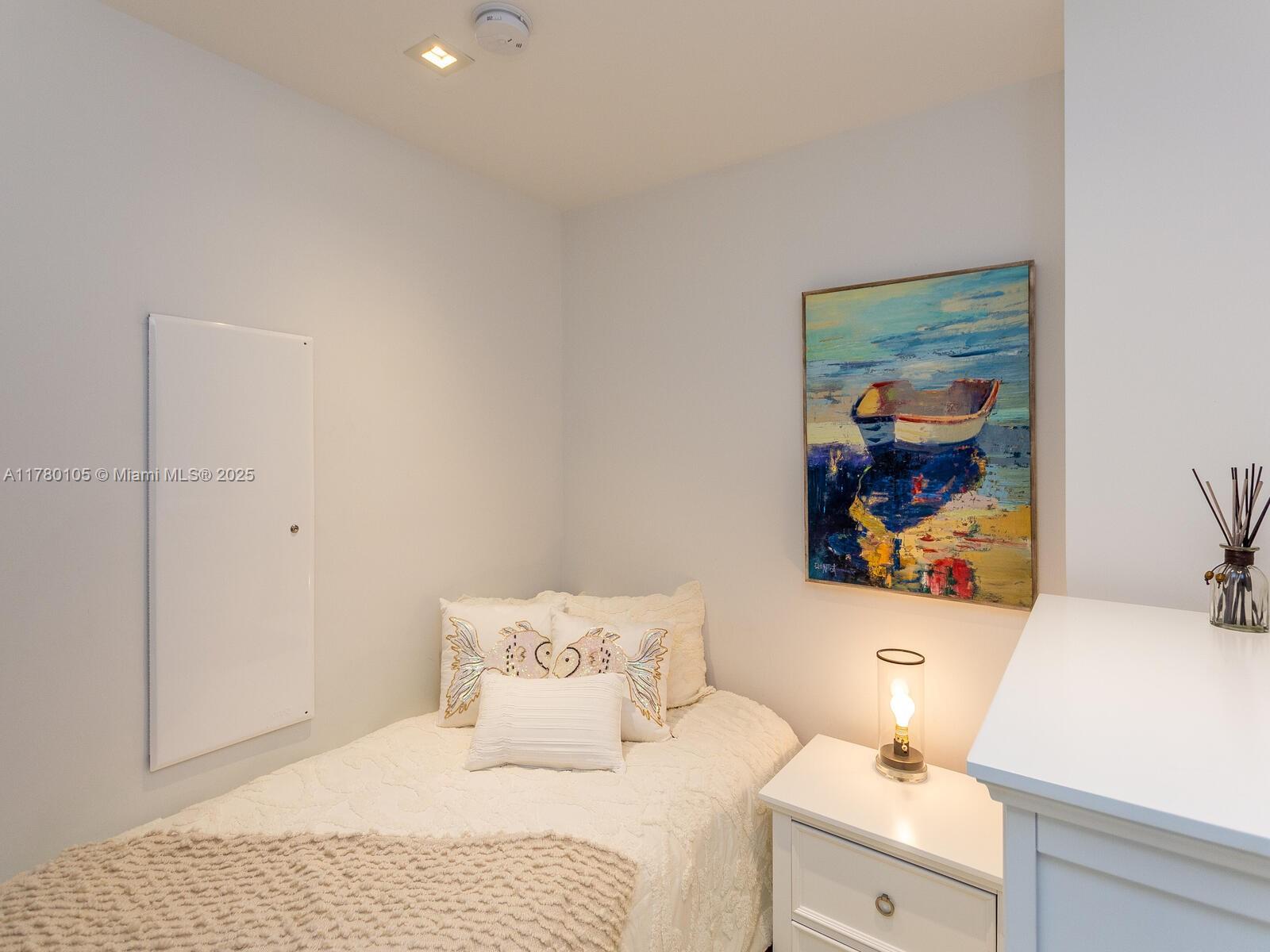 JADE SIGNATURE CONDO - Residential Lease