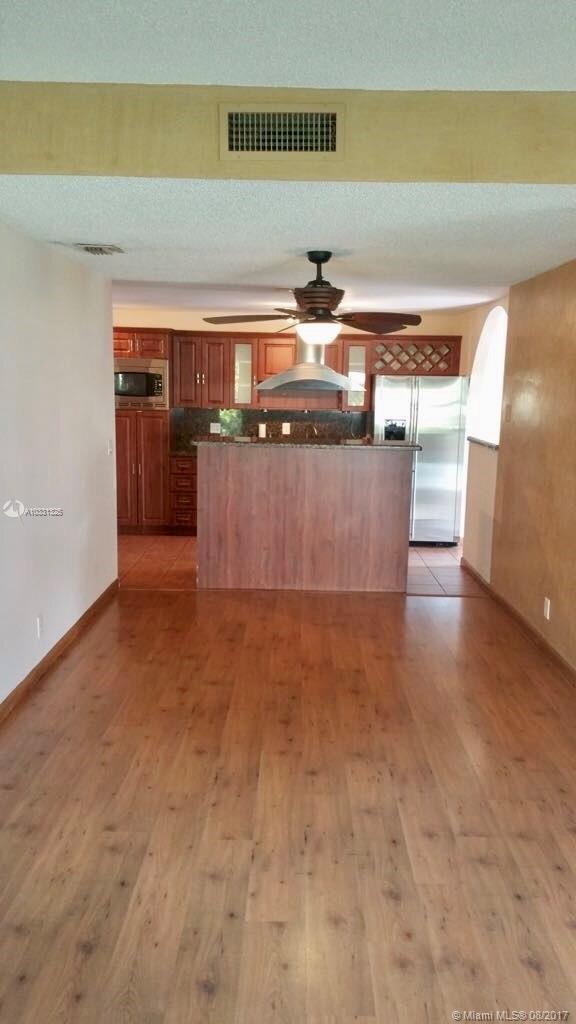 BONAVENTURE 82-43 B POR T - Residential Lease