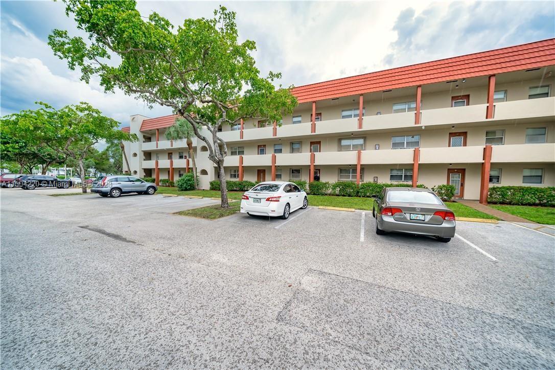 SPECTACULAR 1 BEDROOM, 1 BATHROOM TURN KEY GROUND FLOOR UNIT. TILE FLOORS THROUGHOUT. NEW BATHROOM. NEW KITCHEN APPLIANCES. TANKLESS WATER HEATER. NICELY FURNISHED. ENCLOSED PATIO FOR EXTRA LIVING SPACE. COMMUNITY AMENITIES INCLUDES POOL, TENNIS, BILLIARD ROOM, FITNESS CENTER, LIBRARY, ETC. ASSOCIATION REPRESENTS ITSELF AS 55+ COMMUNITY. NO LEASING ALLOWED.