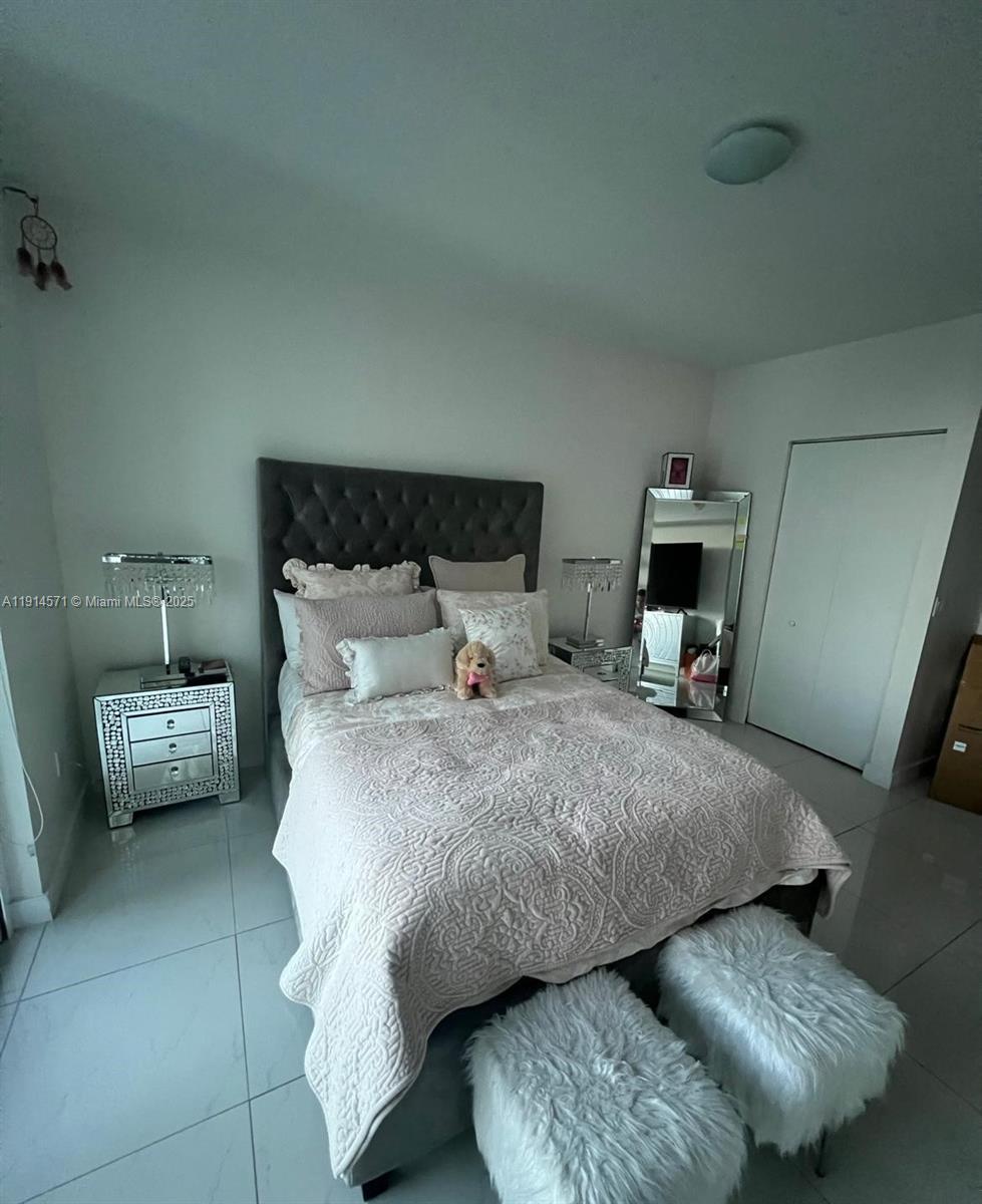 LATITUDE ON THE RIVER CON - Residential Lease