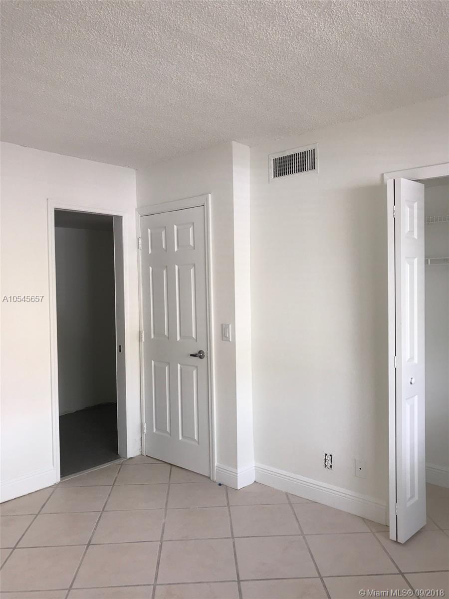 RACQUET CLUB APTS AT BONA - Residential Lease