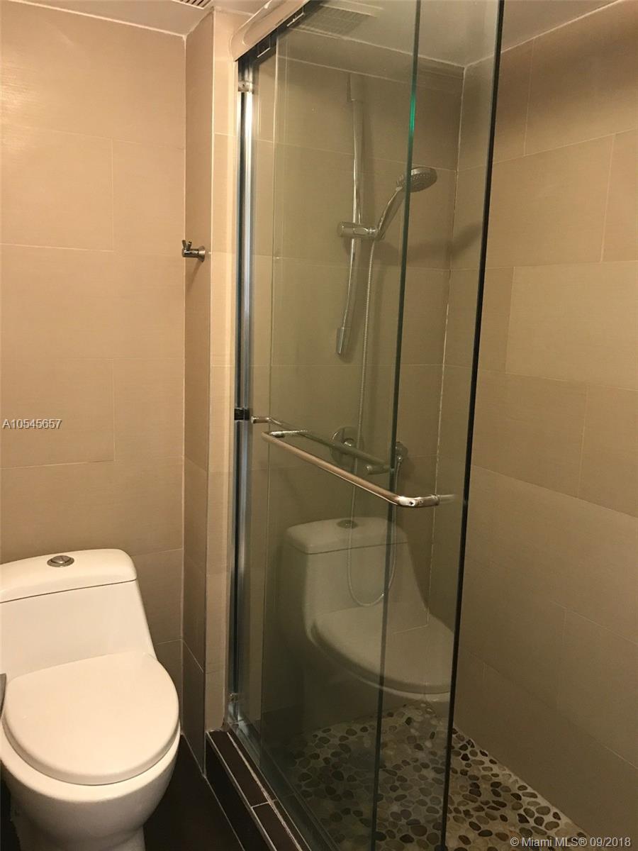 RACQUET CLUB APTS AT BONA - Residential Lease