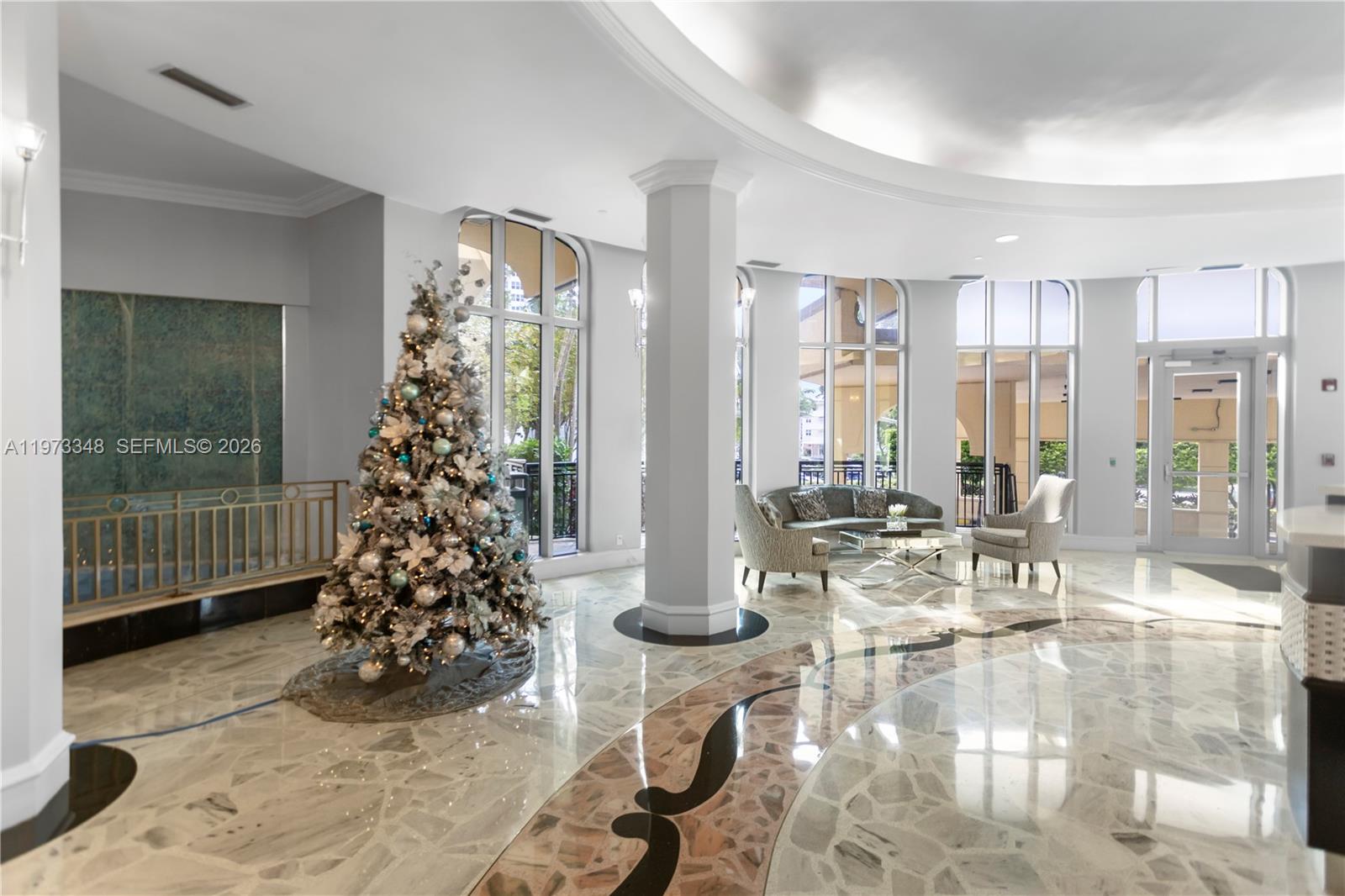 WAVE CONDO - Residential