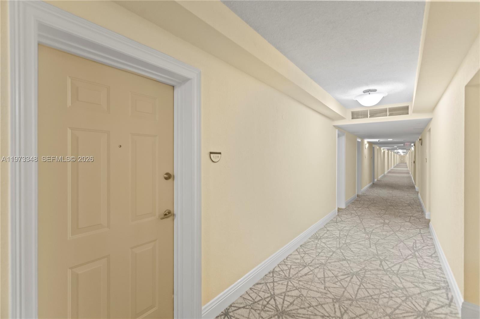 WAVE CONDO - Residential