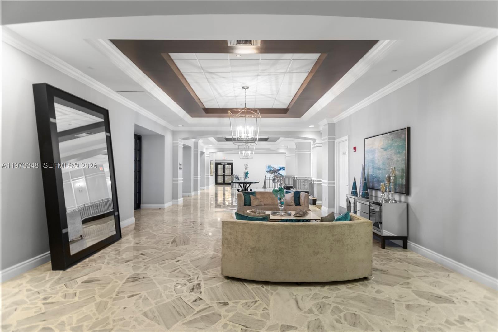 WAVE CONDO - Residential