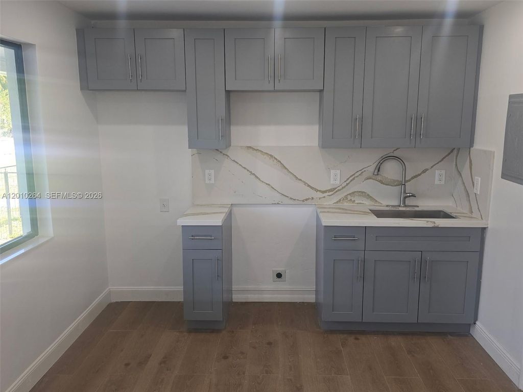 Photo of 3300 SE 6th St #2, Pompano Beach, FL 33062 (MLS # A12010264)