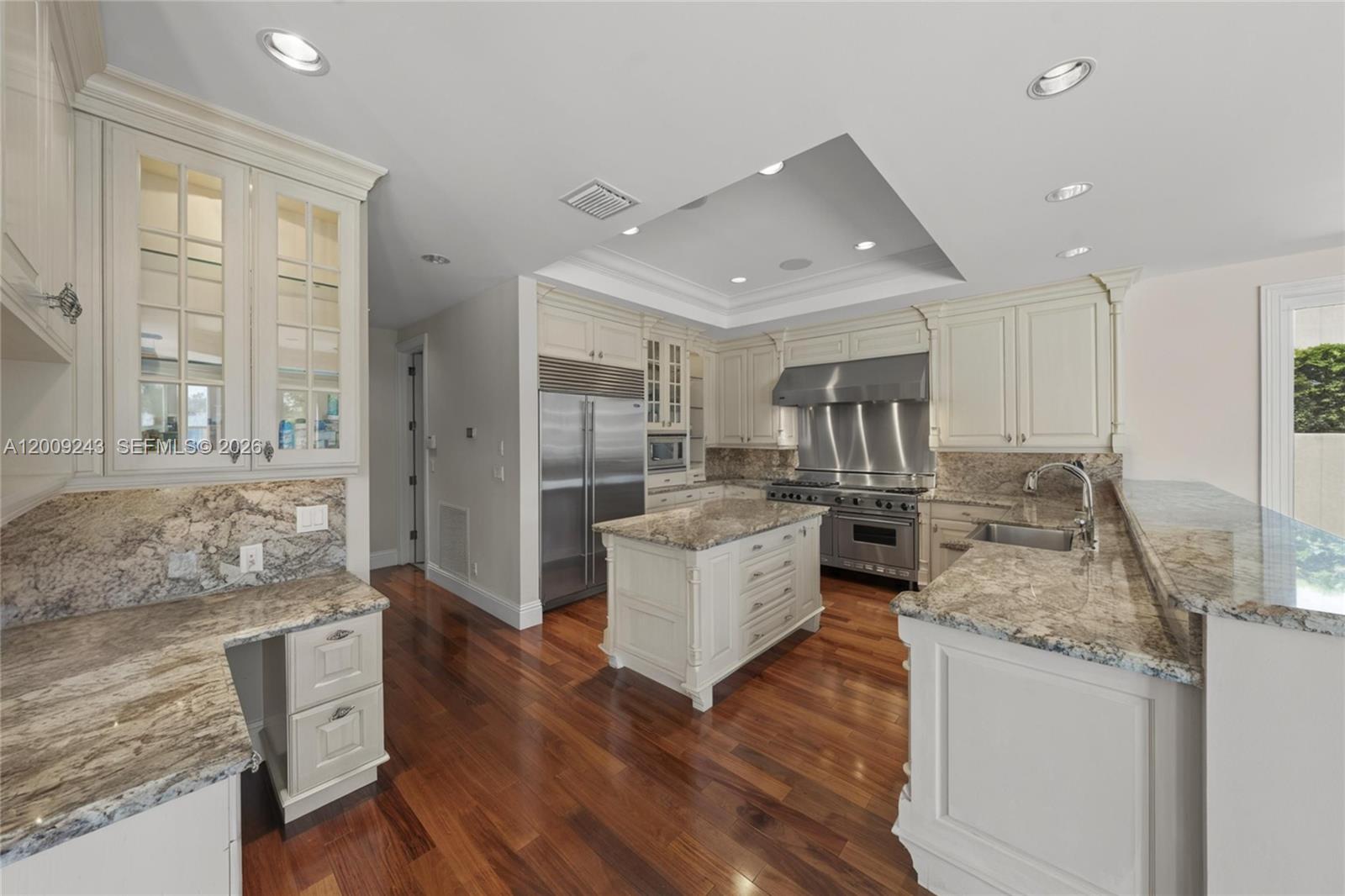 LAUDERDALE ISLES RE-AMEND - Residential