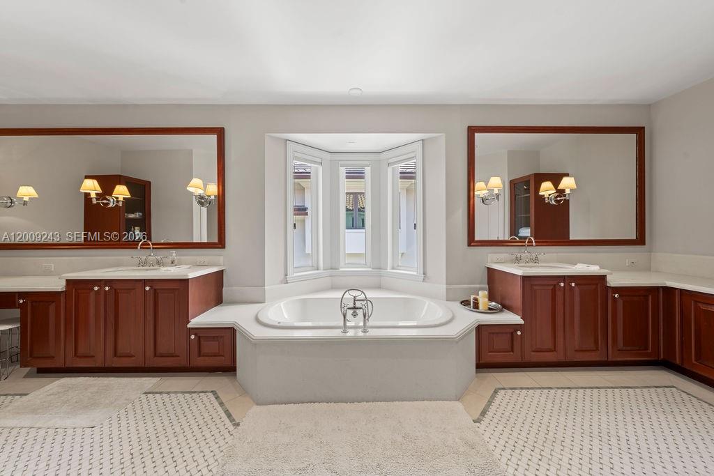 LAUDERDALE ISLES RE-AMEND - Residential