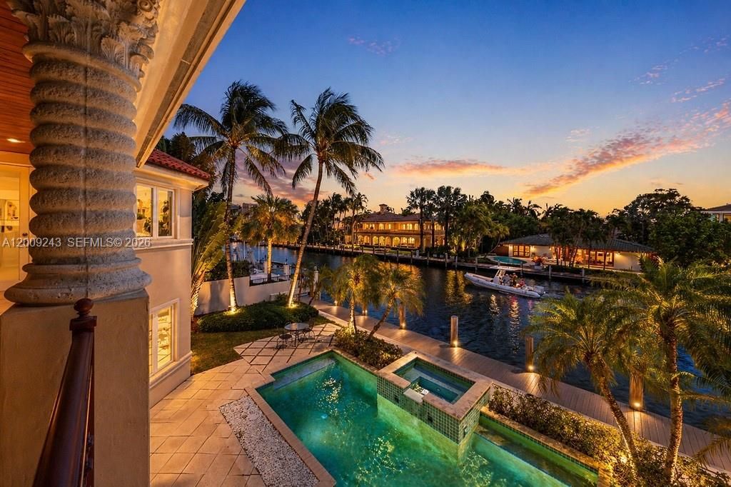 Photo of 2430 Aqua Vista Blvd, Fort Lauderdale, FL 33301 (MLS # A12009243)
