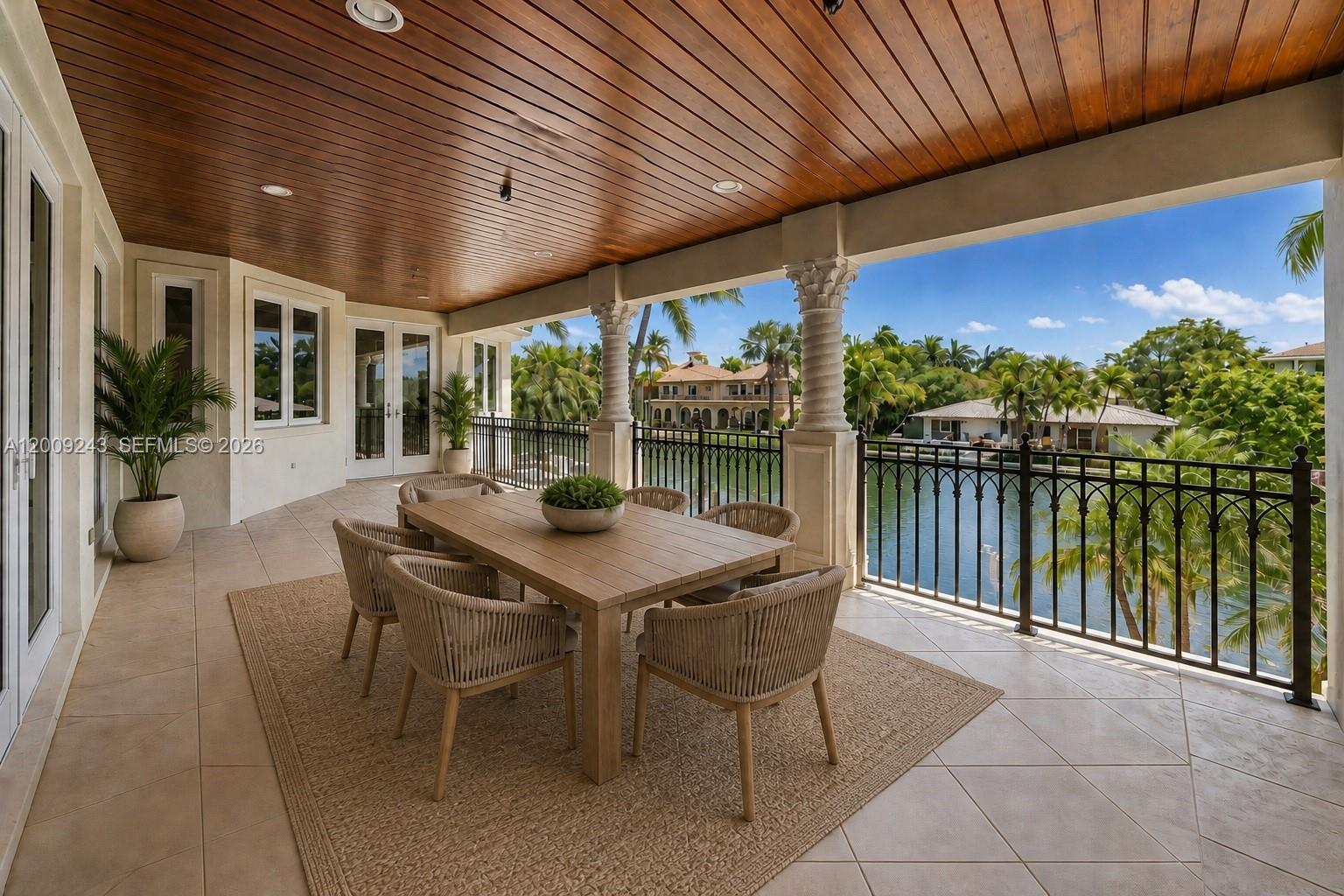 LAUDERDALE ISLES RE-AMEND - Residential