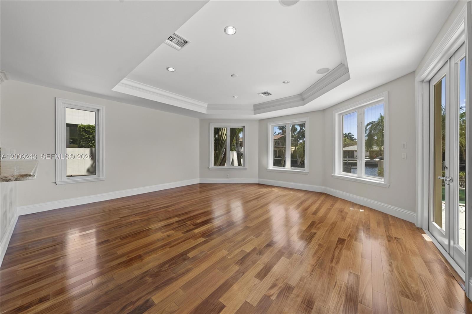 LAUDERDALE ISLES RE-AMEND - Residential