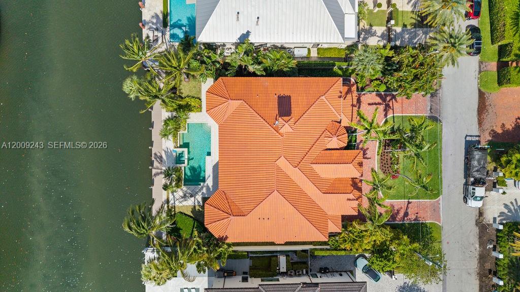 LAUDERDALE ISLES RE-AMEND - Residential