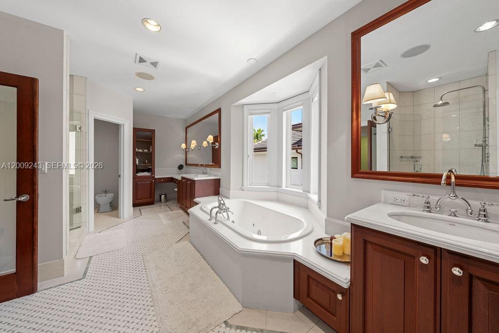 LAUDERDALE ISLES RE-AMEND - Residential