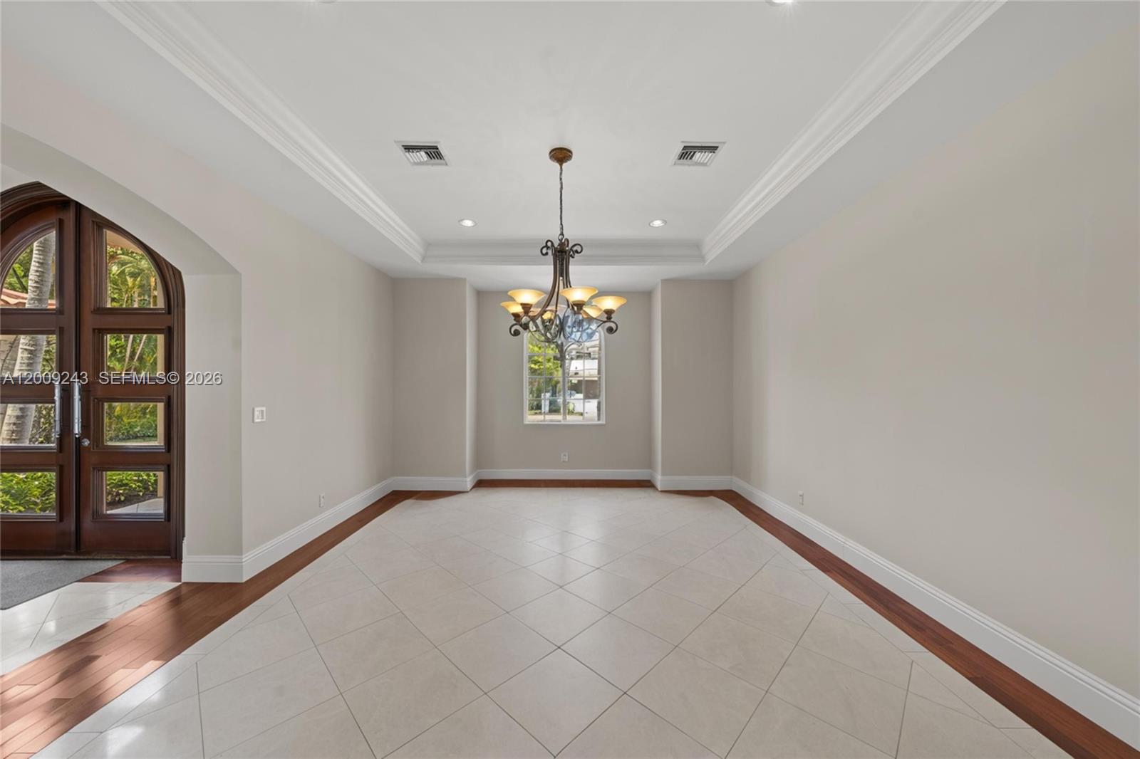 LAUDERDALE ISLES RE-AMEND - Residential