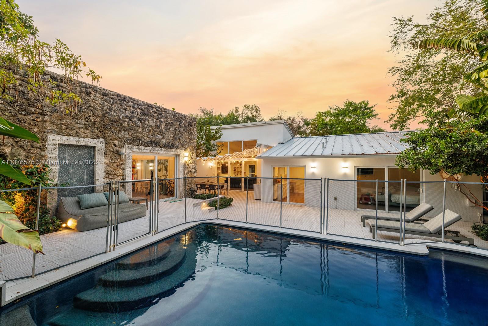 JOSEPH MNR - Residential