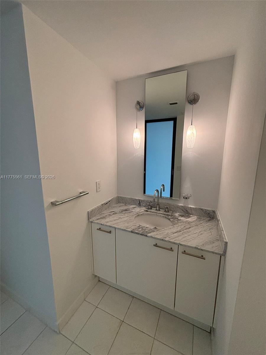 THE MERIDIAN CONDO - Residential
