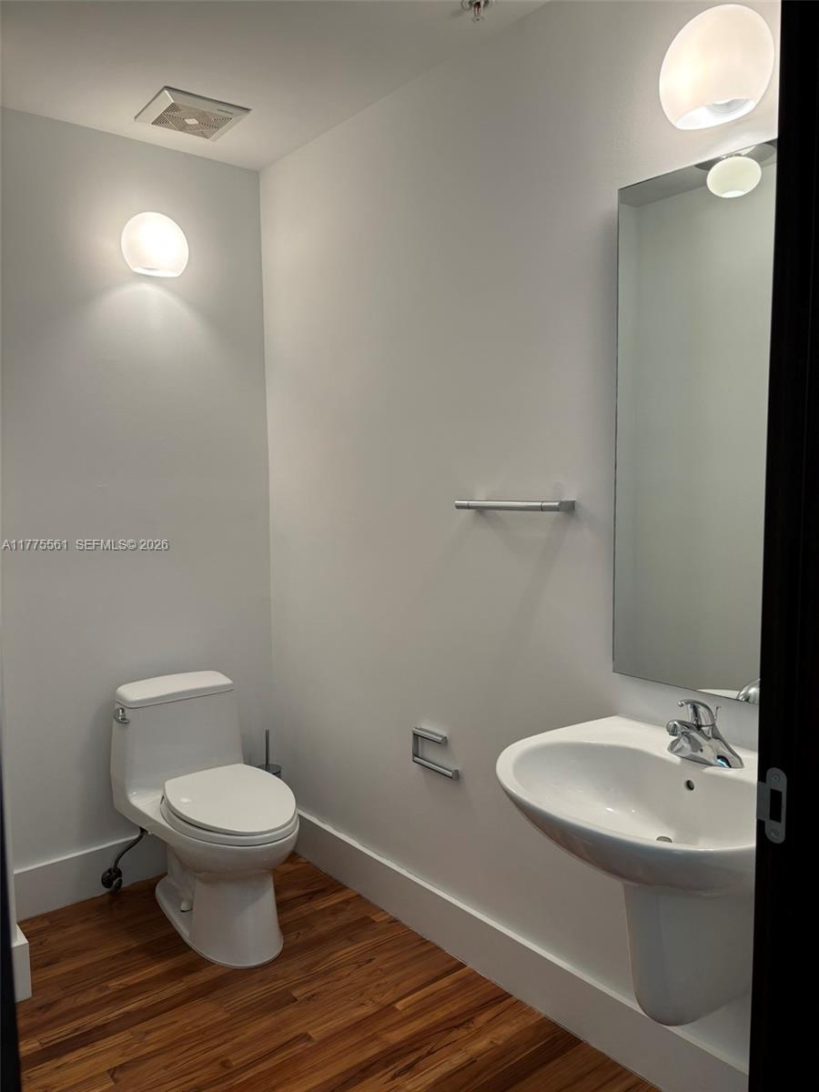 THE MERIDIAN CONDO - Residential