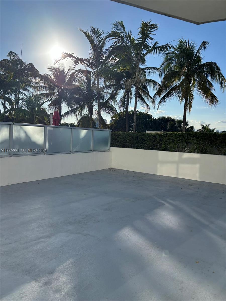 THE MERIDIAN CONDO - Residential