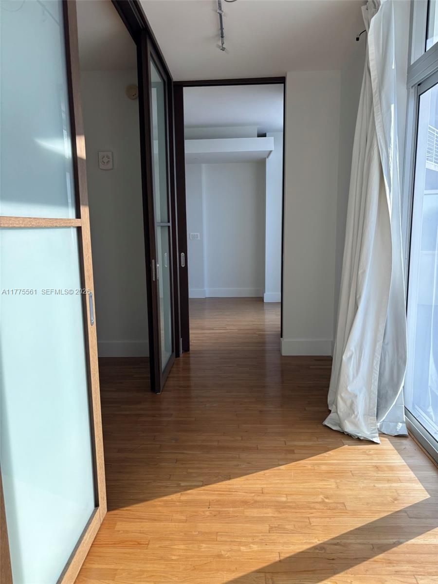 THE MERIDIAN CONDO - Residential