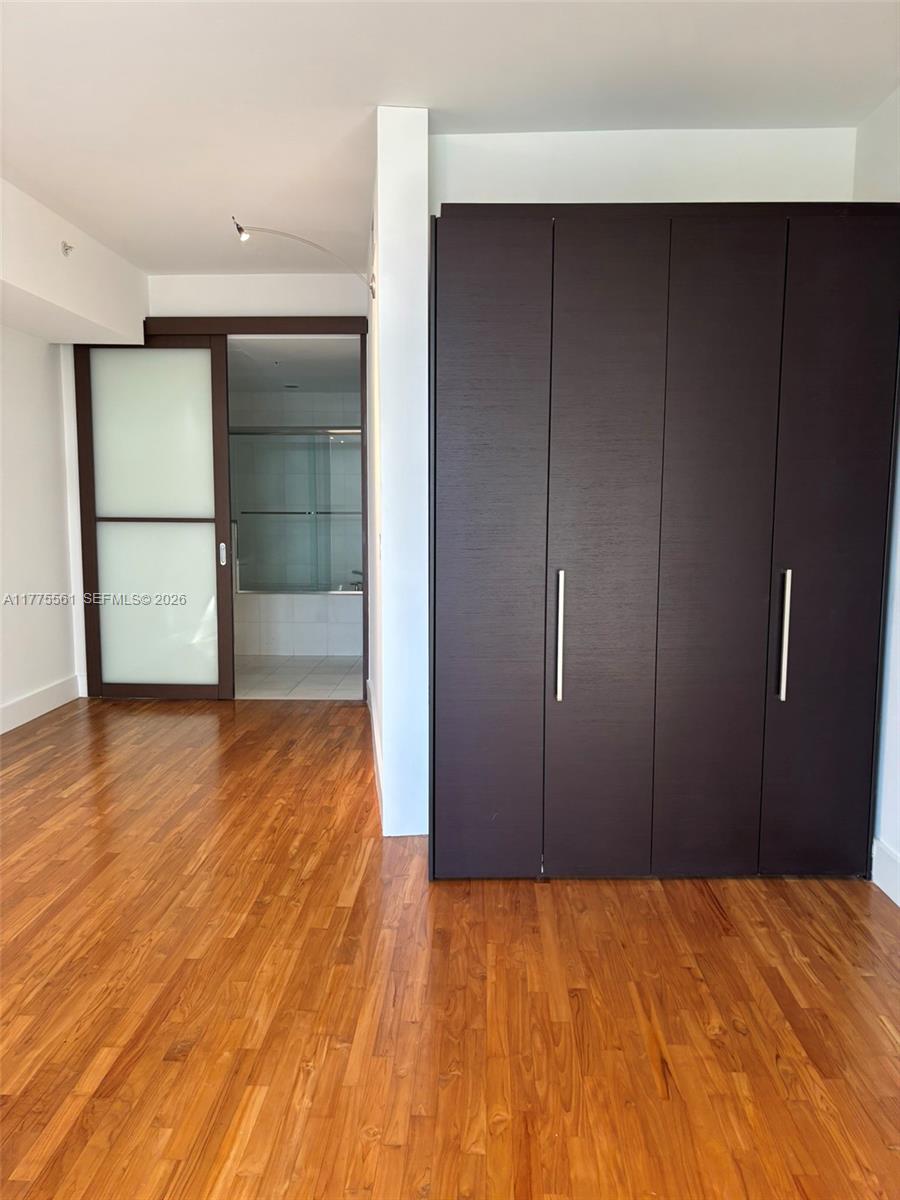 THE MERIDIAN CONDO - Residential