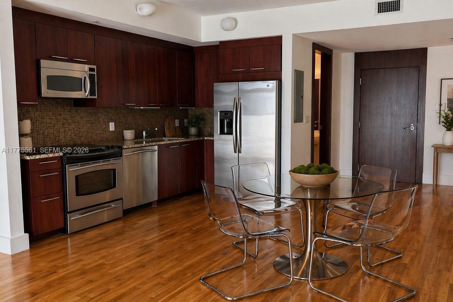 THE MERIDIAN CONDO - Residential
