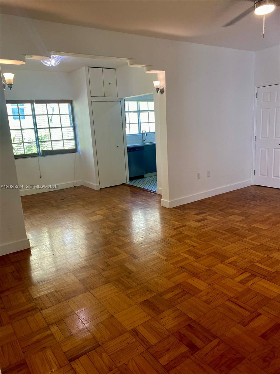 2921 Sheridan Ave 3