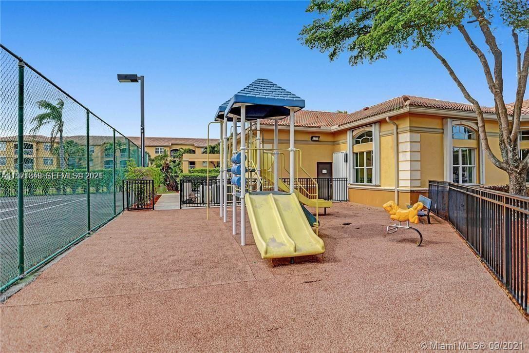 LA VIA CONDO - Residential