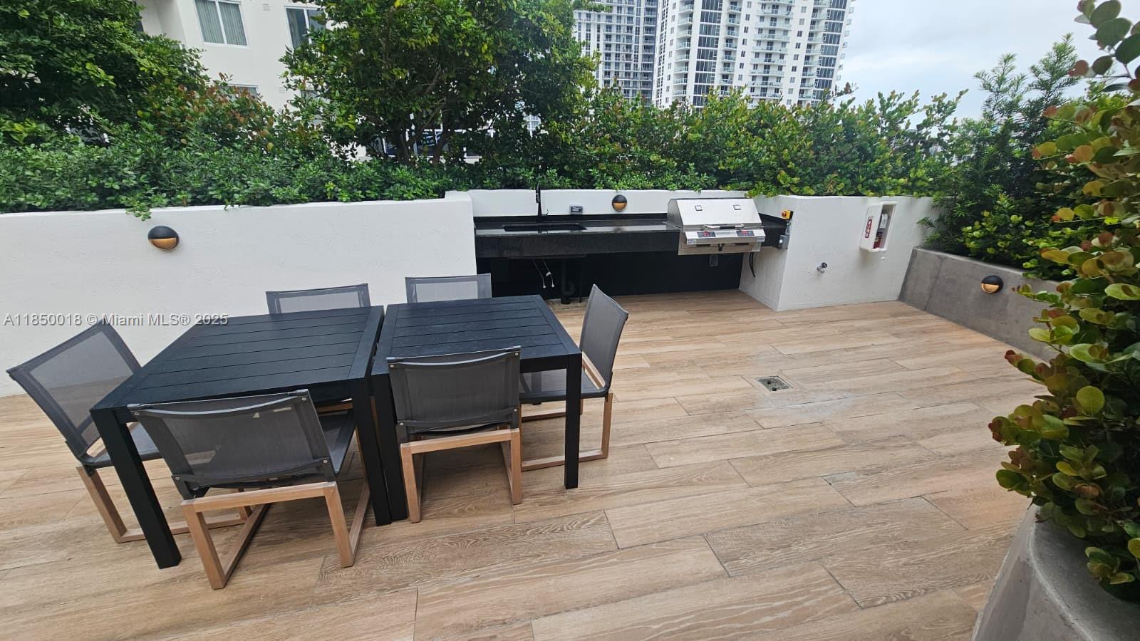 ARIA RESERVE - Residential