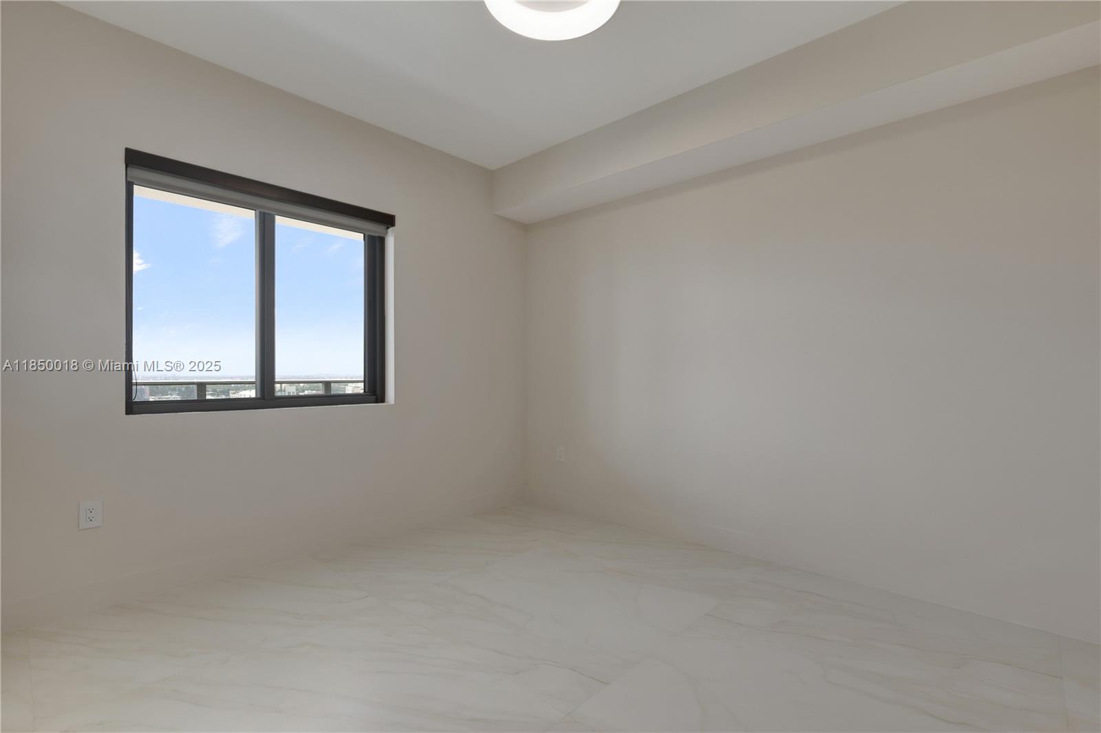 ARIA RESERVE - Residential