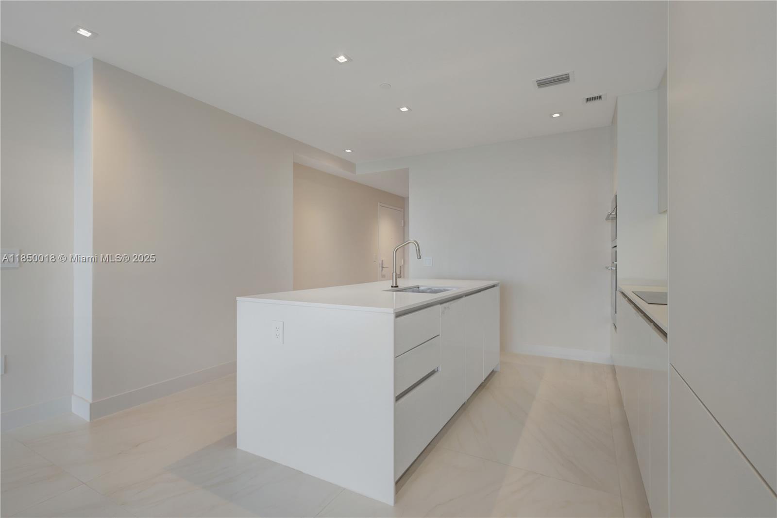 ARIA RESERVE - Residential