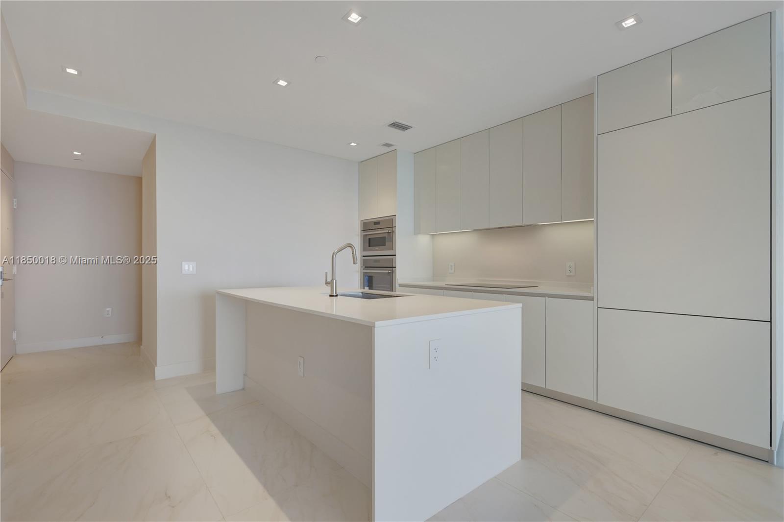 ARIA RESERVE - Residential