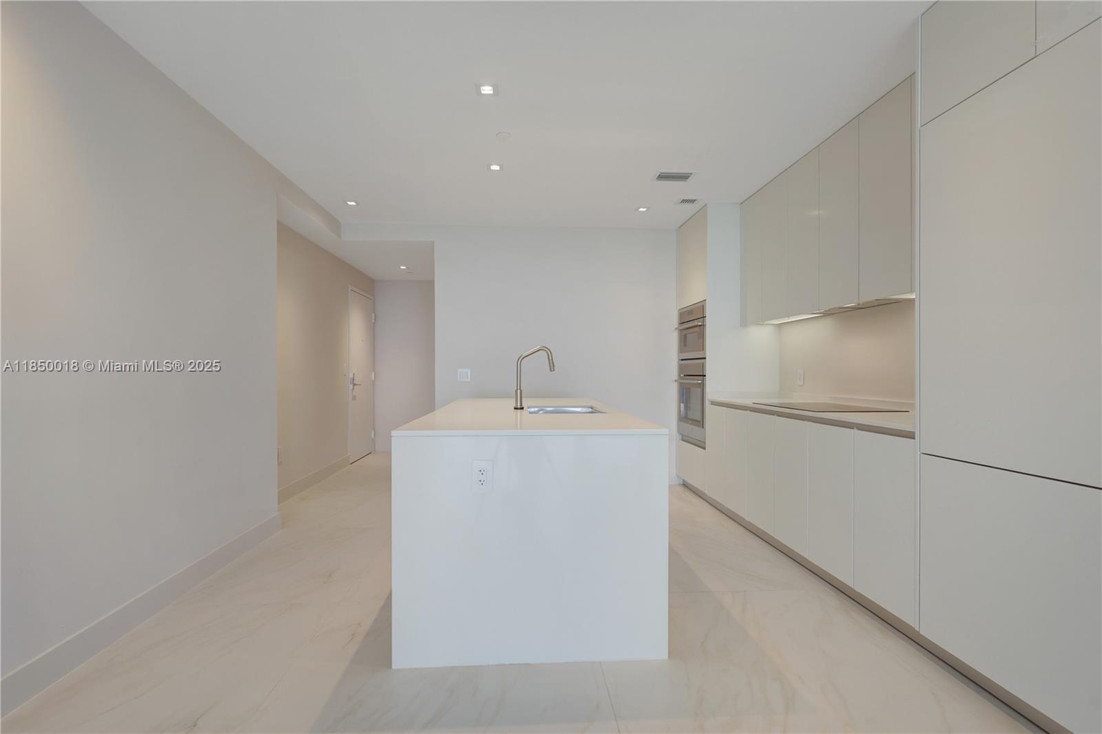 ARIA RESERVE - Residential